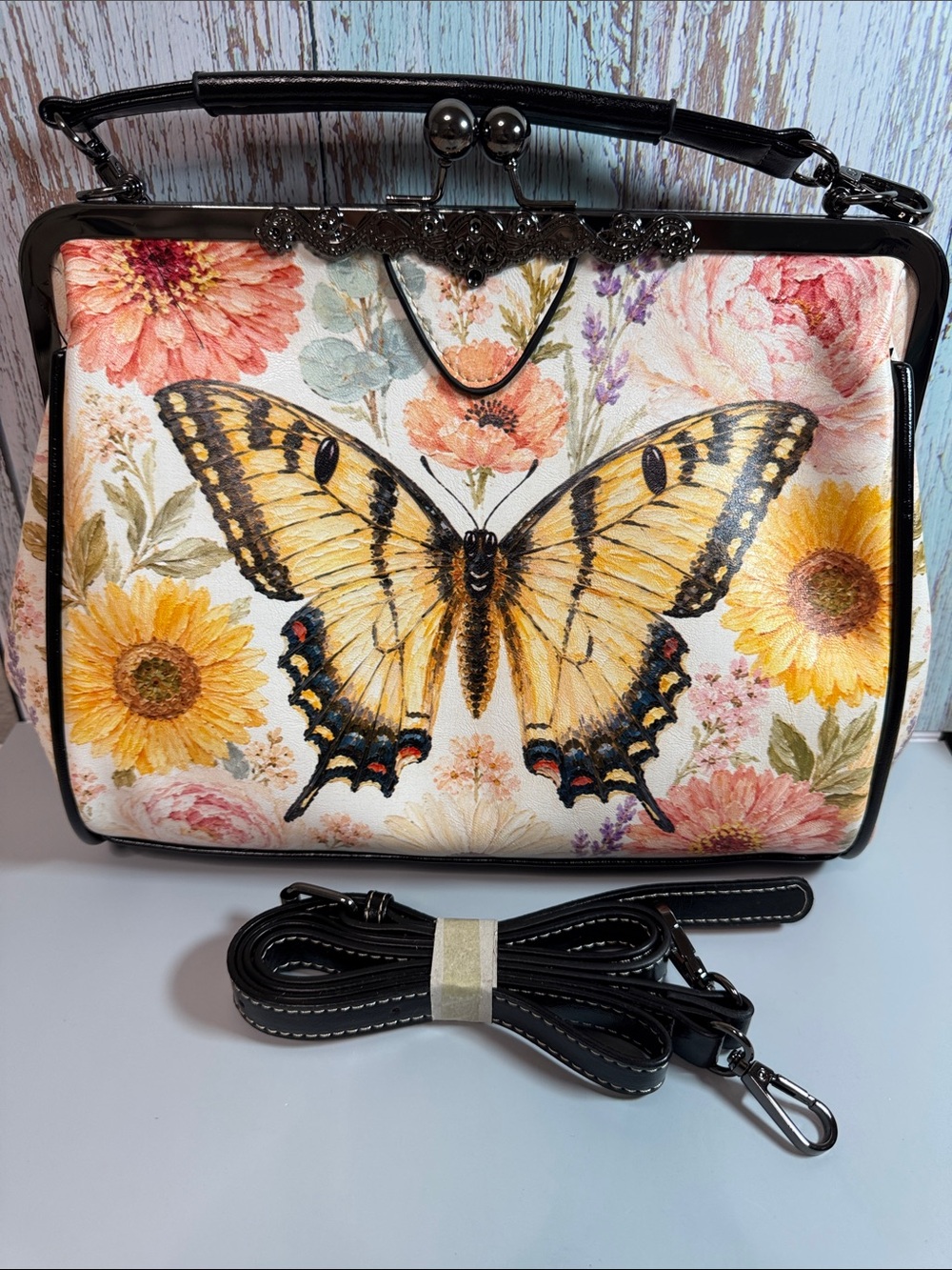Floral Butterfly Frame Bag in Yellow and Cream